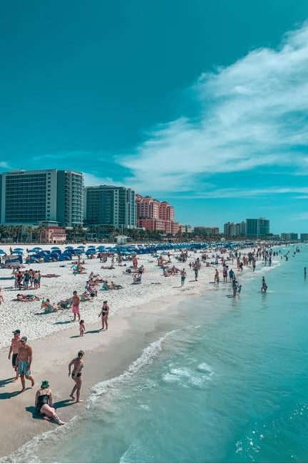 island hopping trip hawaii Beautiful sunny day on Clearwater Beach
