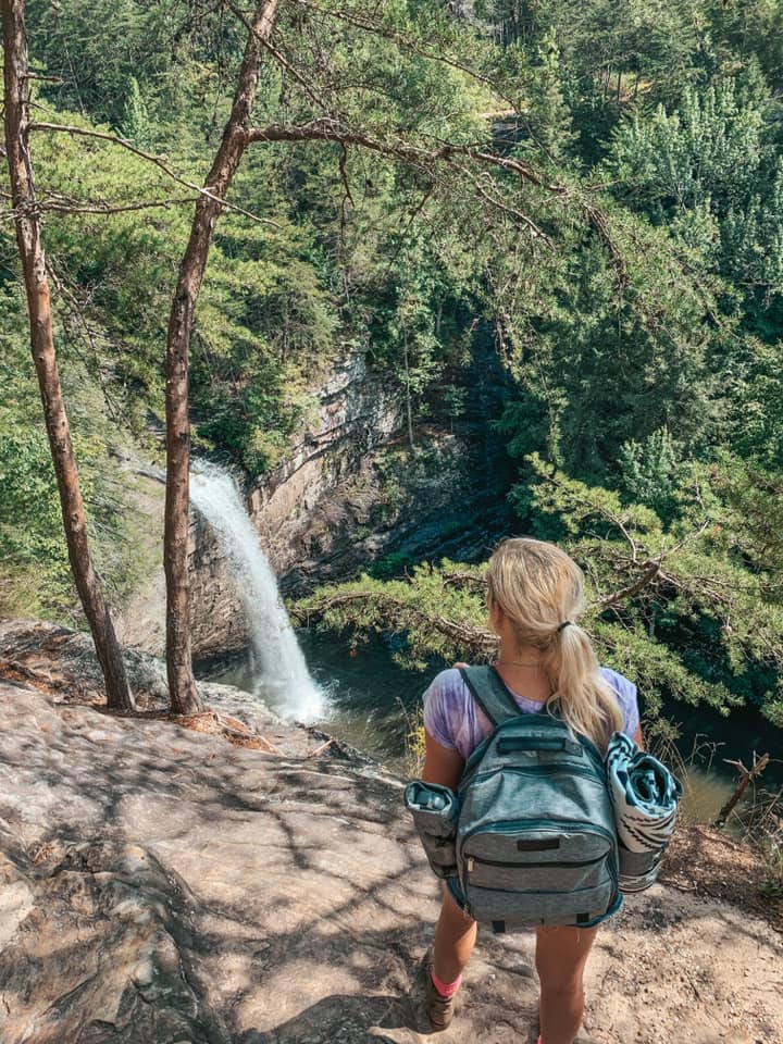 Foster falls hike in Tennessee