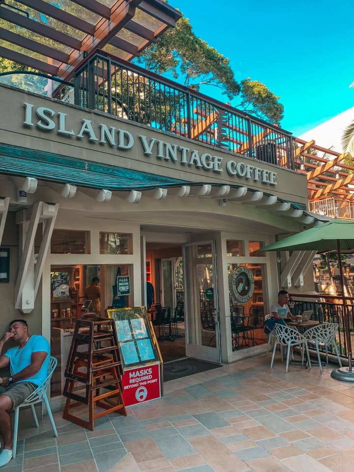 Outside patio area of Island Vintage Coffee Shop in Honolulu