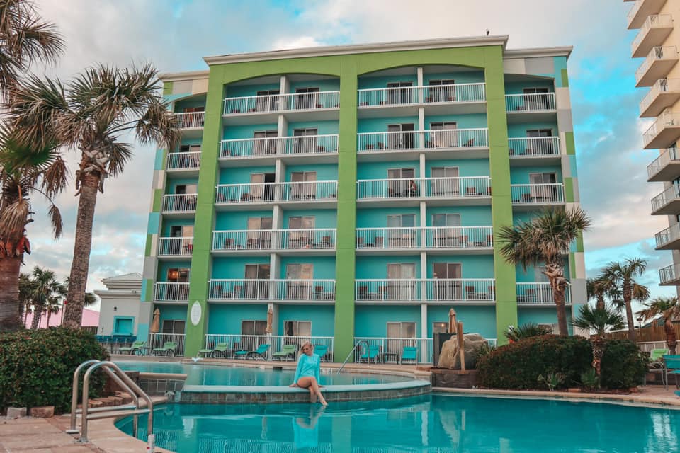 Holiday Inn Express Orange Beach balcony rooms and pool view