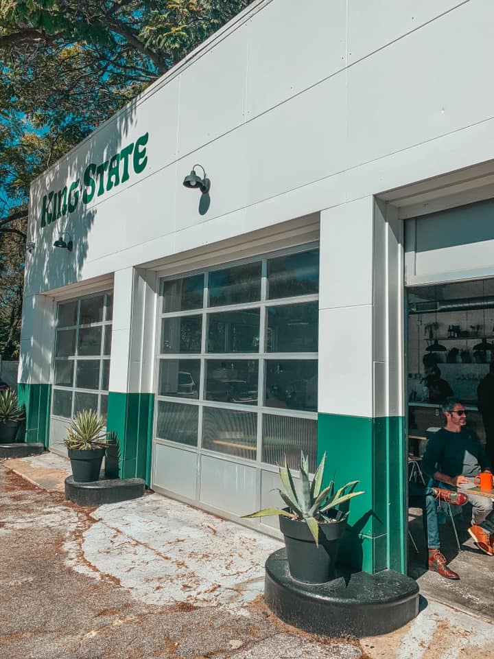 Entrance area of King State coffee shop in Tampa