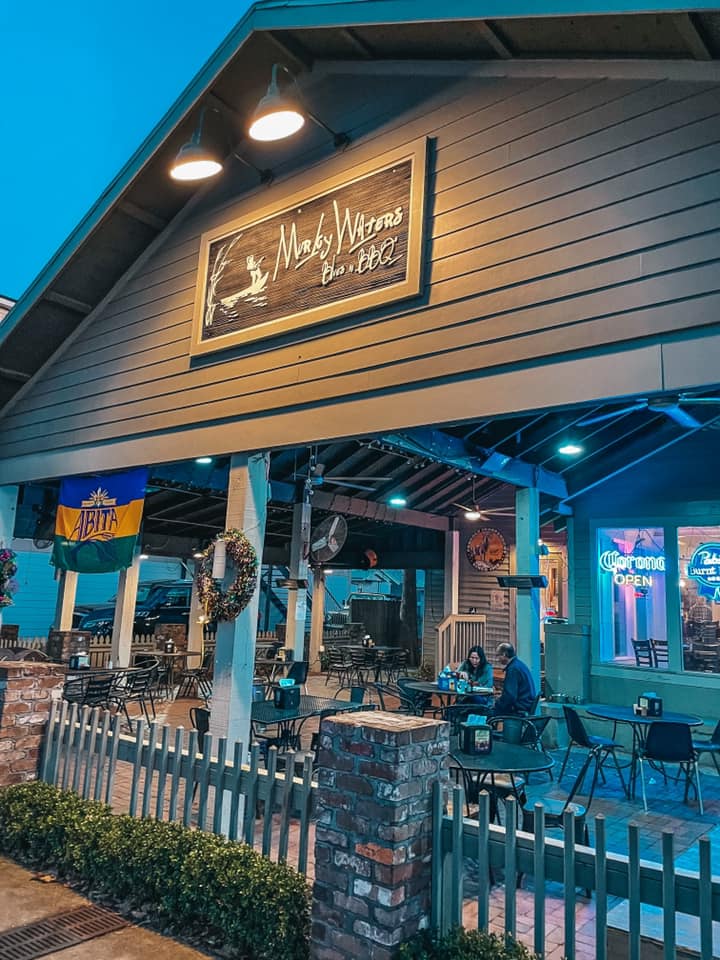 Front of Murky Waters BBQ in Ocean Springs