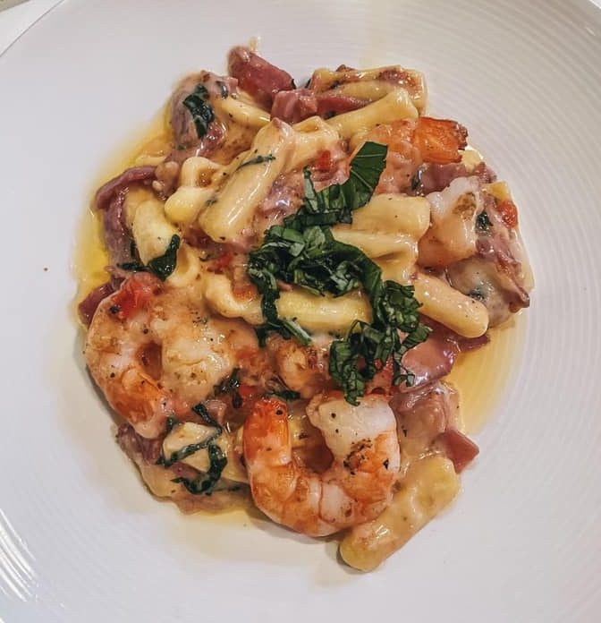 bada bing pasta from Gratzzi one of the best downtown St. Pete restaurants