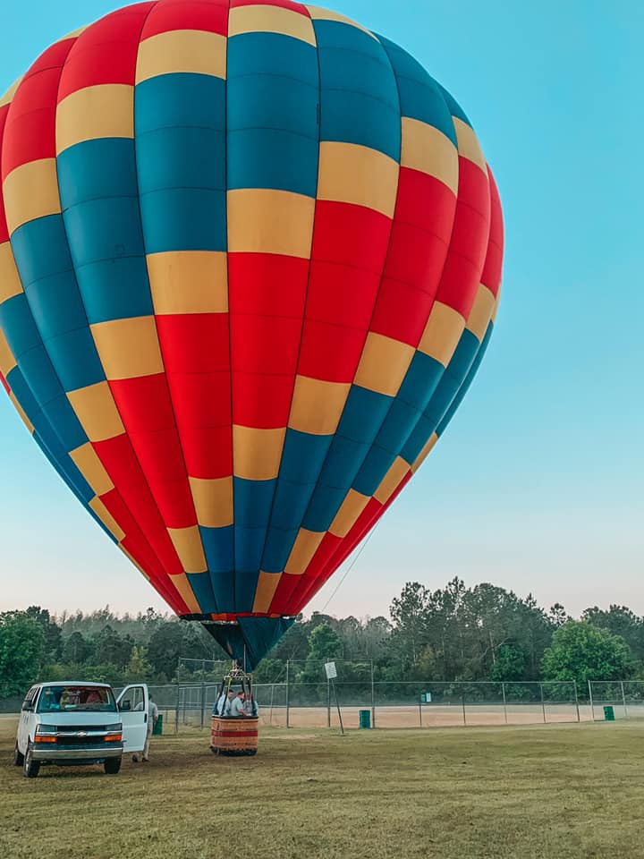 hot air balloon getting ready for takeoff in Tampa Bay