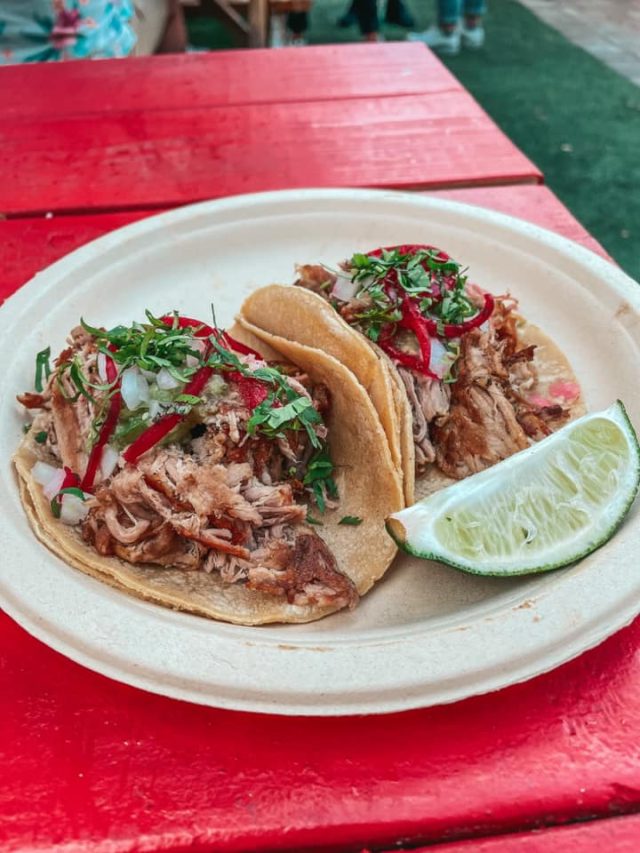 17 Fun Restaurants in Miami You Gotta Try in 2024