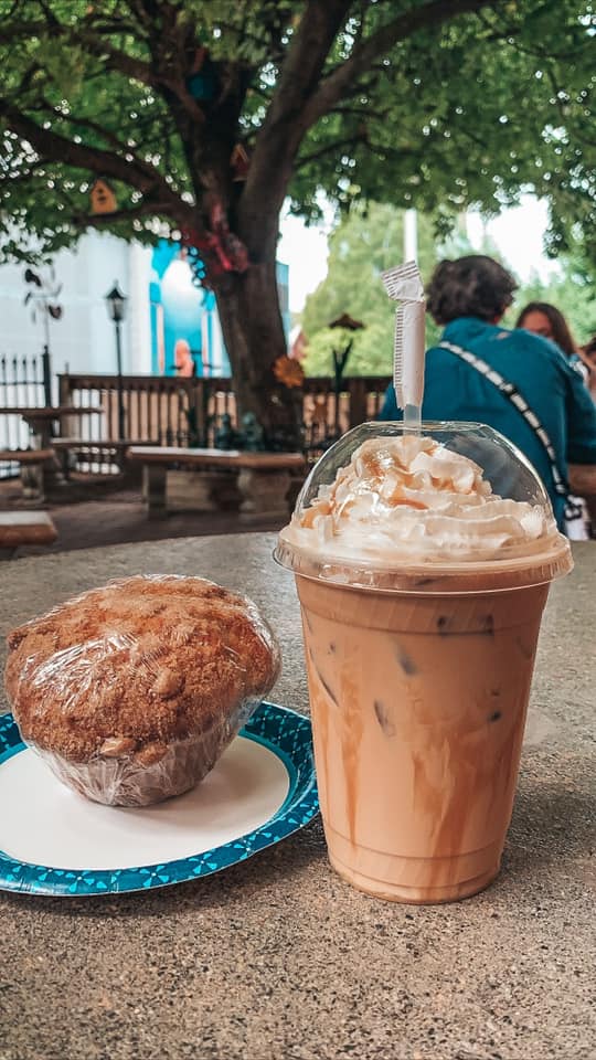 muffin and coffee from Double D's