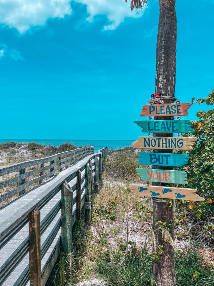 Leave nothing but your footprints sign at Indian Rocks Beach boardwalk