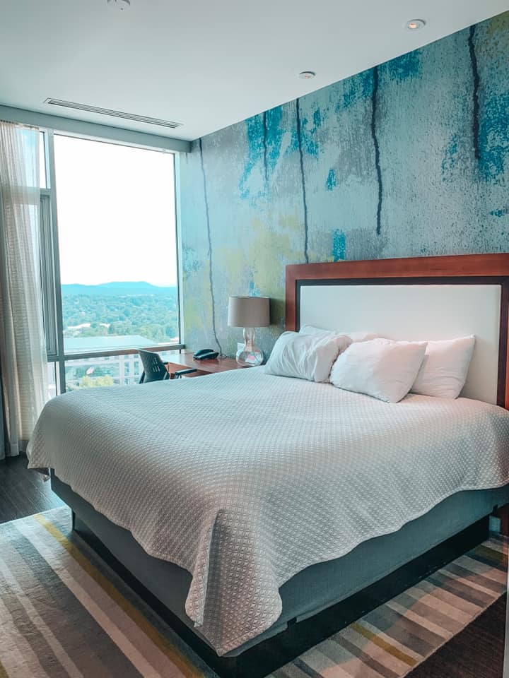 Queen bed at Hotel Indigo Asheville