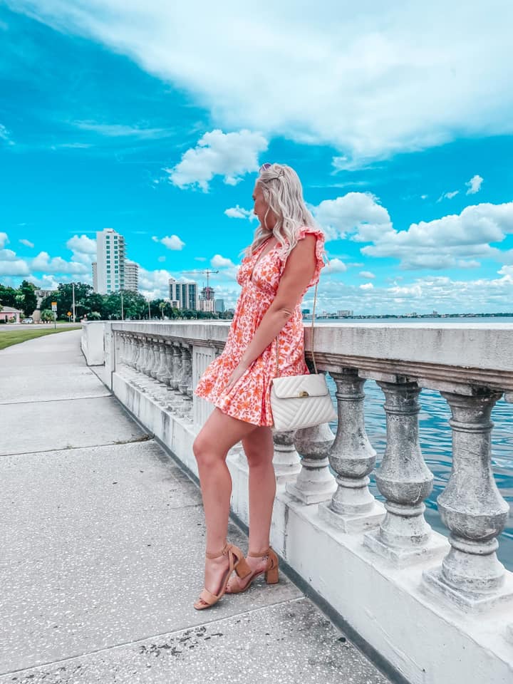 Woman standing on Bayshore Boulevard in Tampa