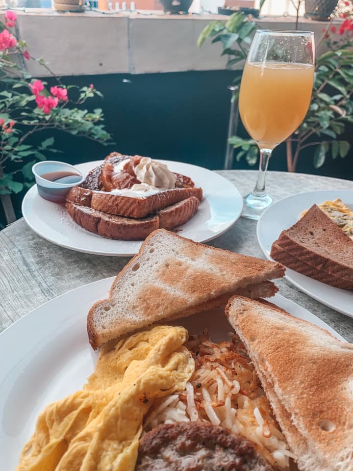 The Attic Cafe rooftop in Tampa brunch. Eggs, toast, hash browns, and french toast