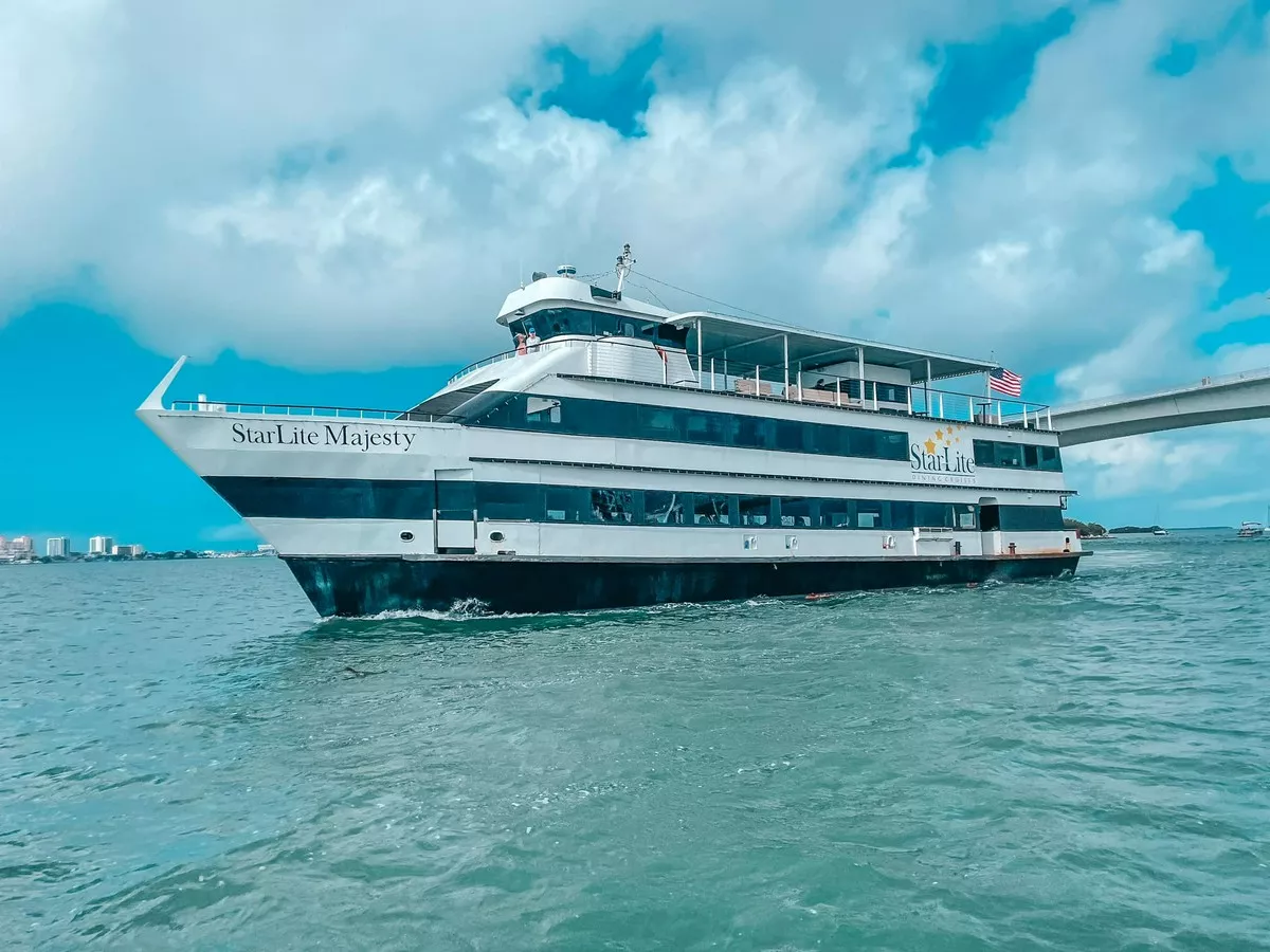 Starlite Dinner Cruise Clearwater for pete boat tours