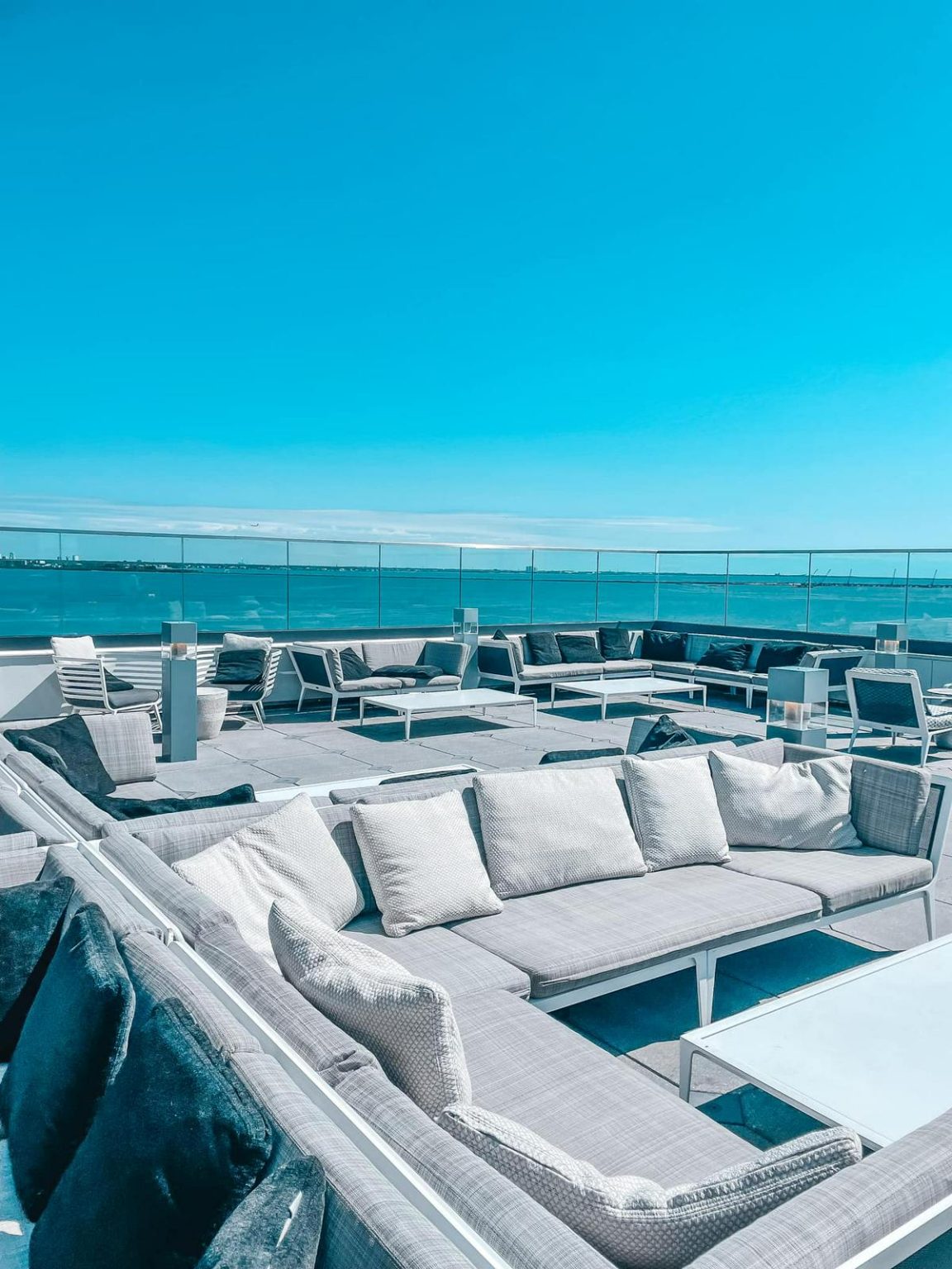 16 Best Rooftop Bars in Tampa Bay Guided by Destiny