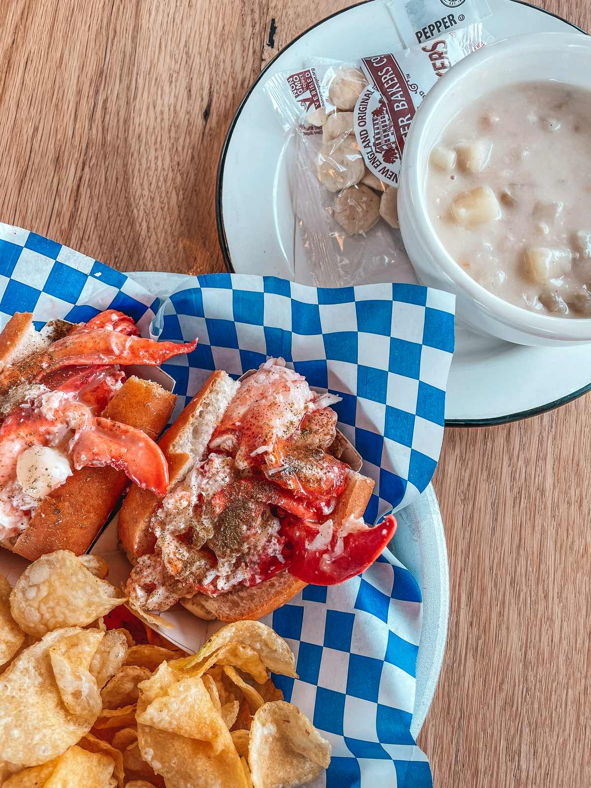 Lukes Lobster lobster roll and clam chowder