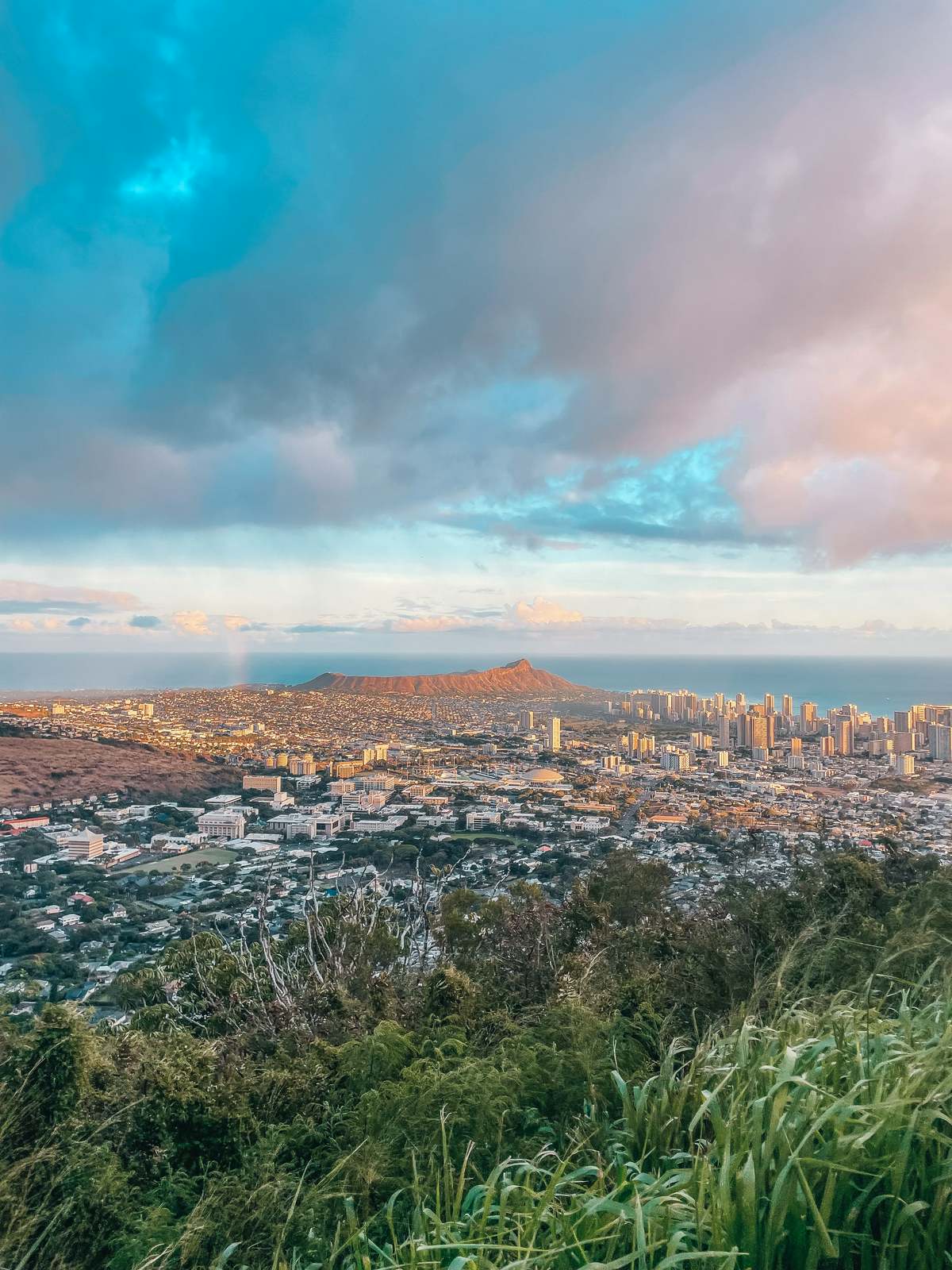 Tantalus Lookout at sunset