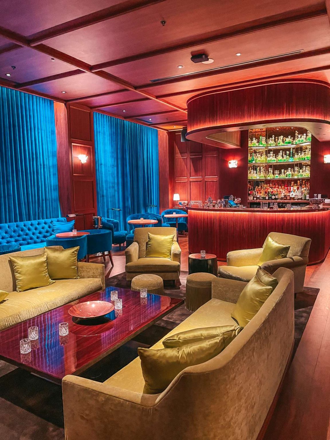 The Best Bars in Tampa A Local’s Guide To The Hottest Spots