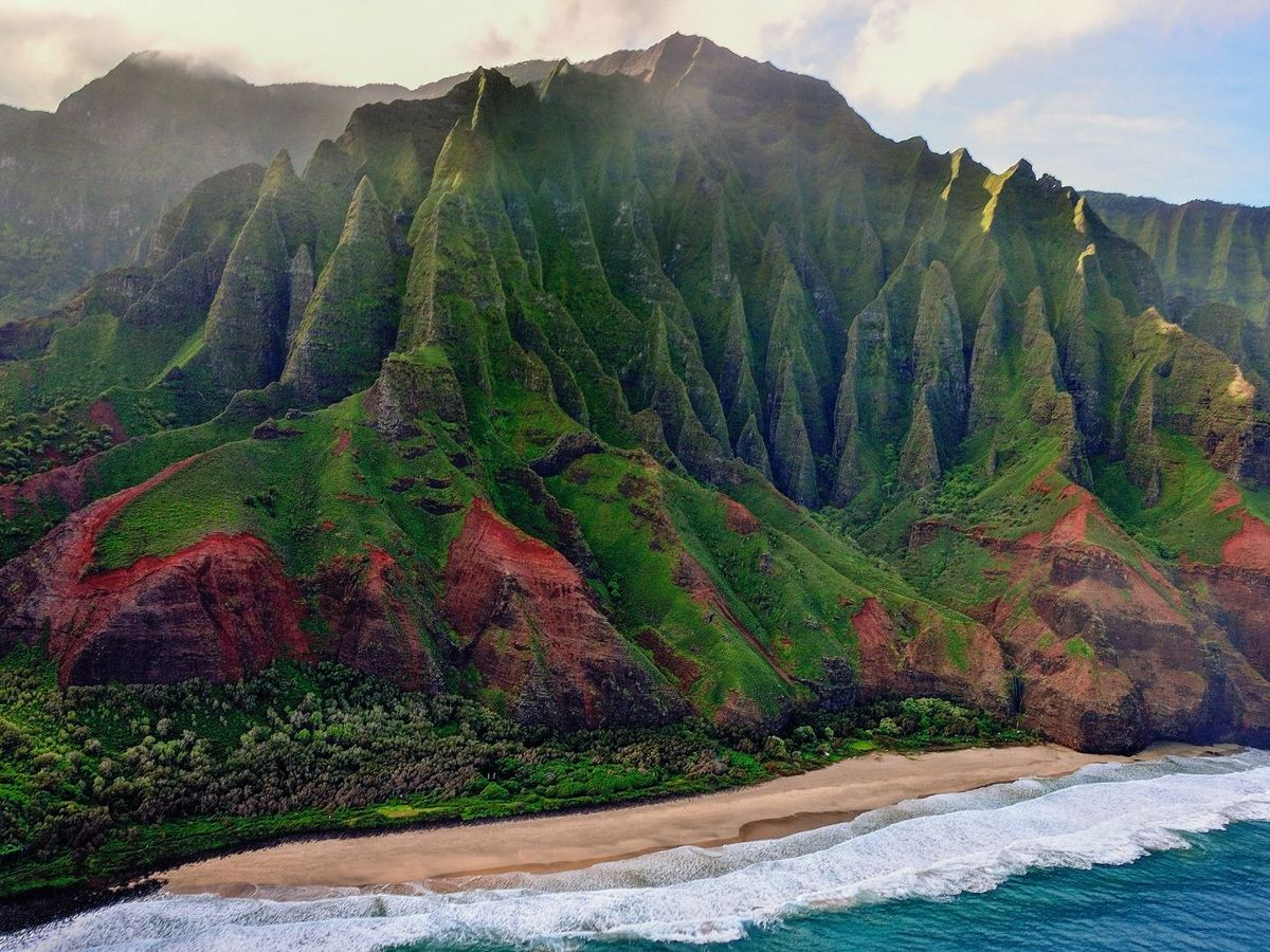 Views of the Na Pali Coast in Kauai from helicopter tour
