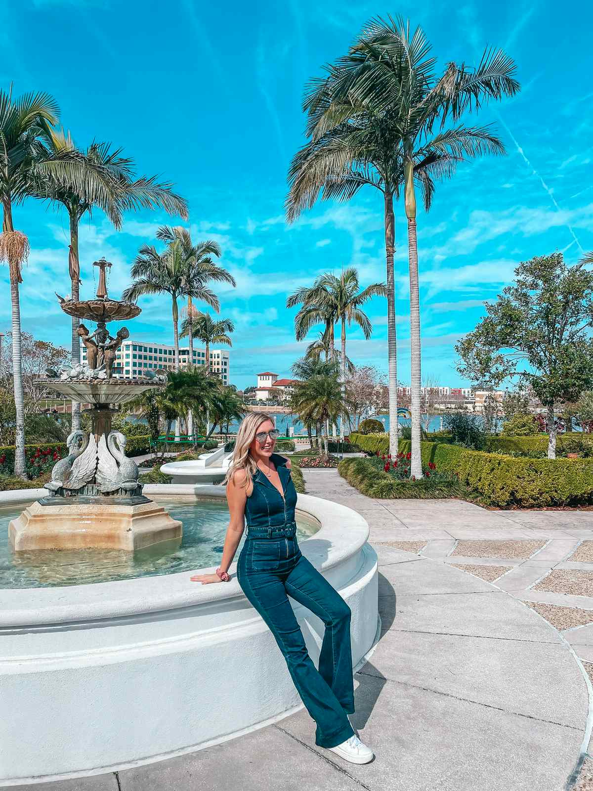 Hollis Garden Fountain in Lakeland