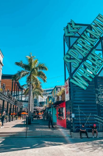 Restaurants at Sparkman Wharf