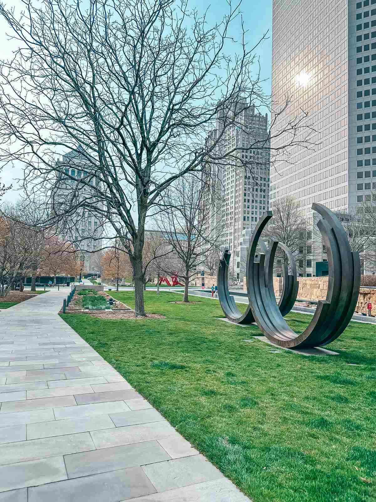 round sculpture you see when you spend the Weekend in St. Louis 