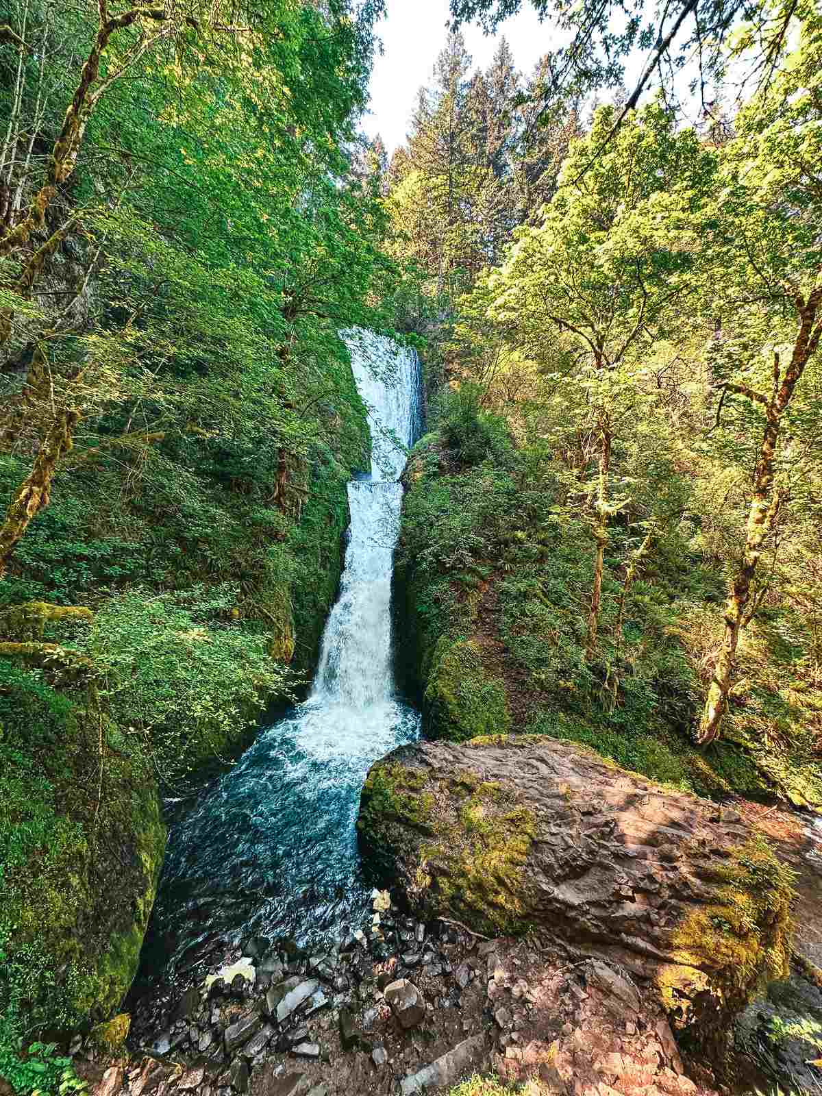 Bridal Veil Falls in Oregon