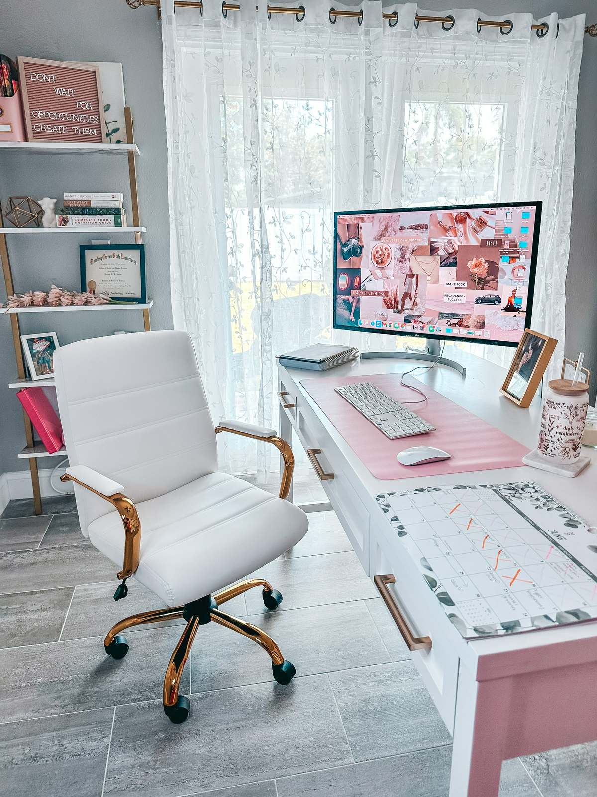woman's home office
