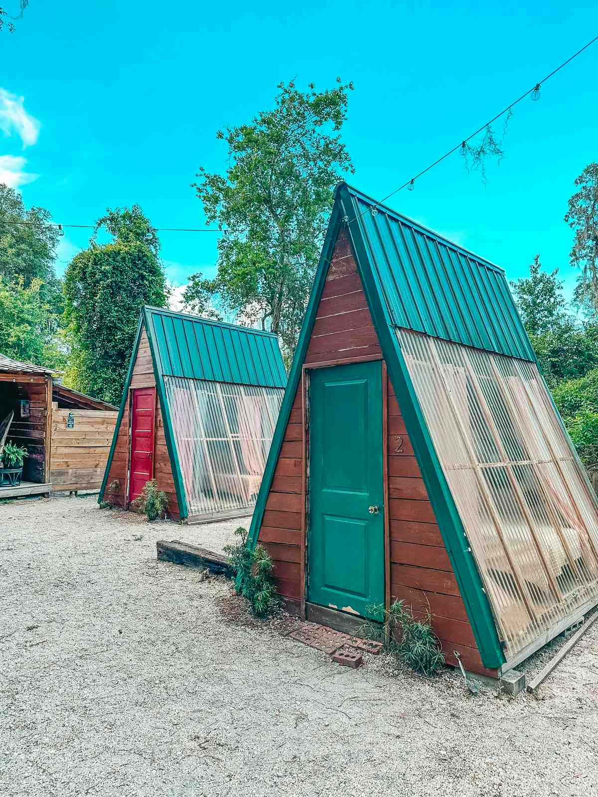 A-frames accommodation in Enchante Oaks for a weekend getaways from Tampa