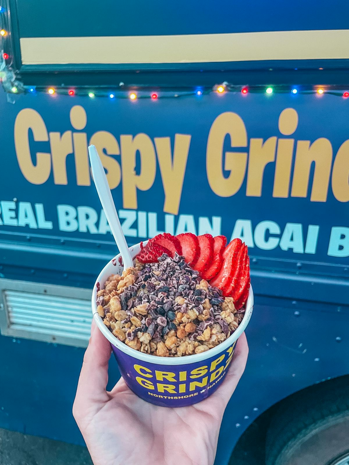 Crispy Grindz Oahu Hawaii acai bowl