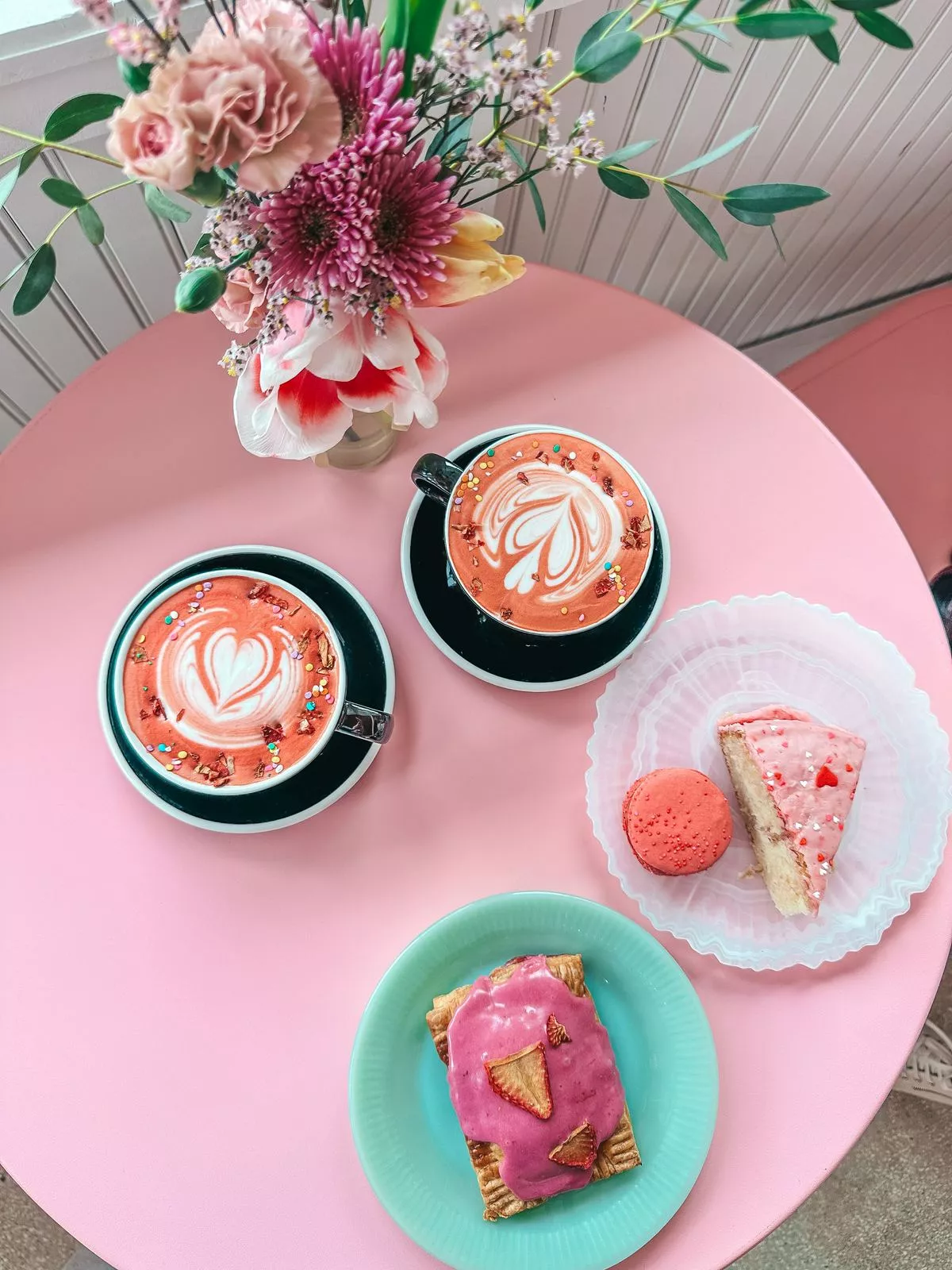 Strawberry shortcake lattes and baked goods from Elevenses Co in Tampa