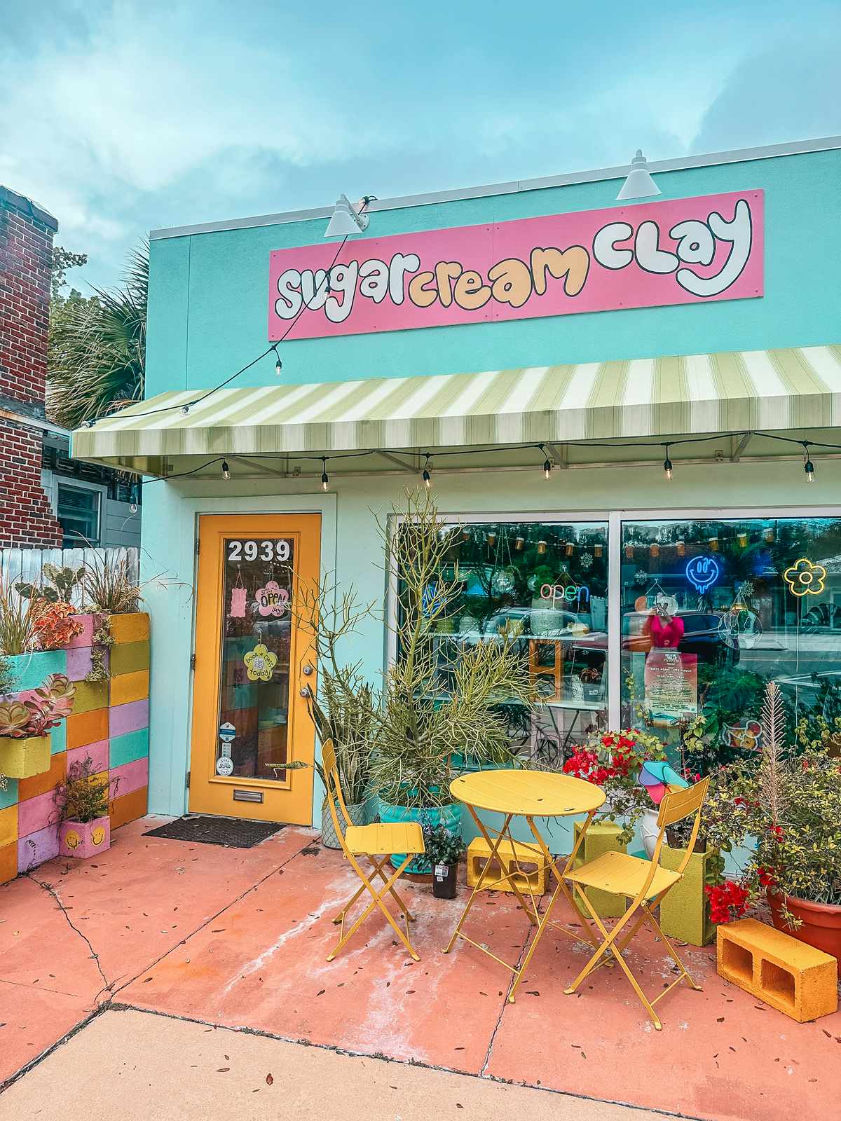 Sugar Cream Clay pottery studio in downtown st pete