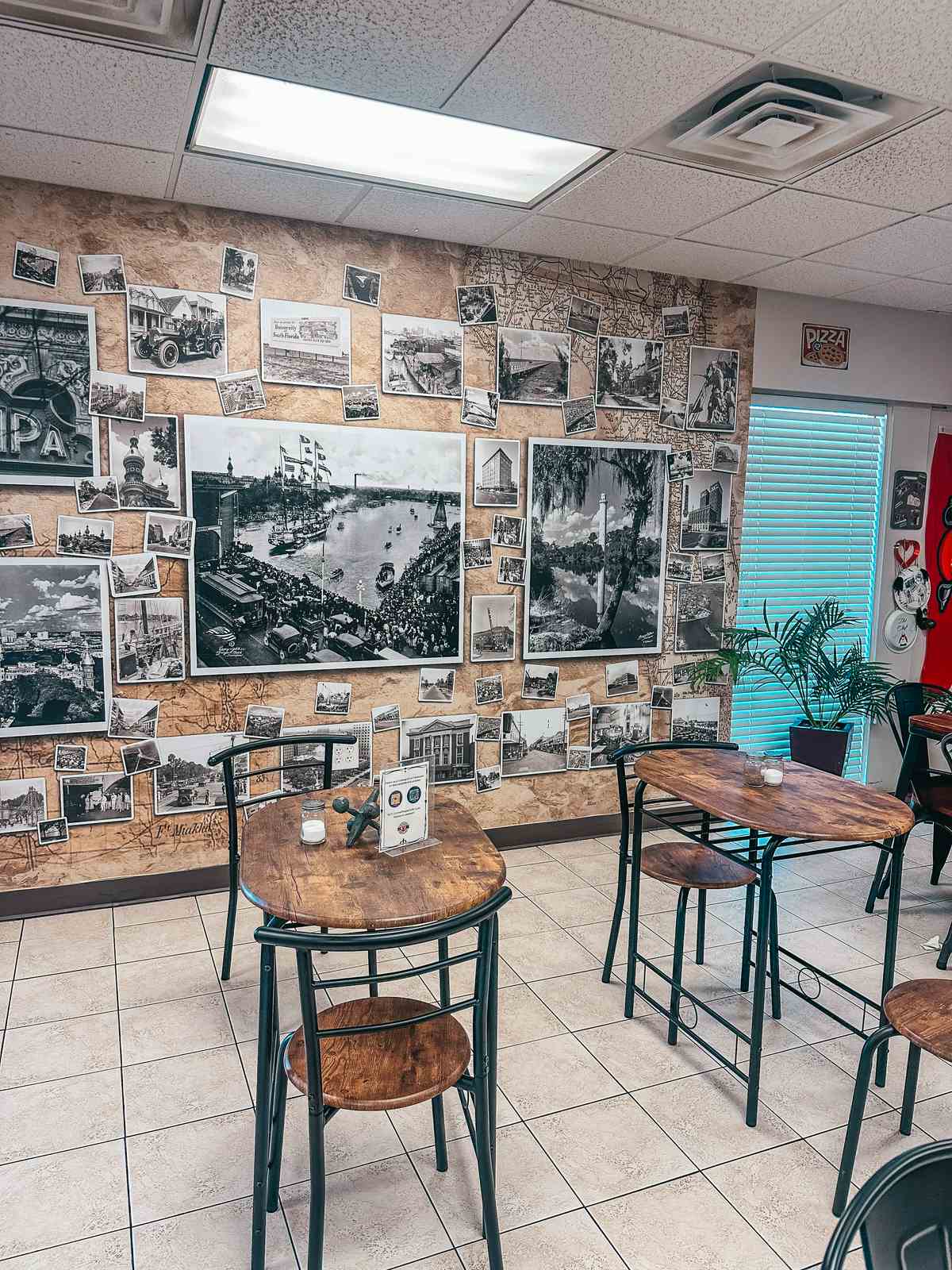 The Cracked Pepper Cafe in Tampa