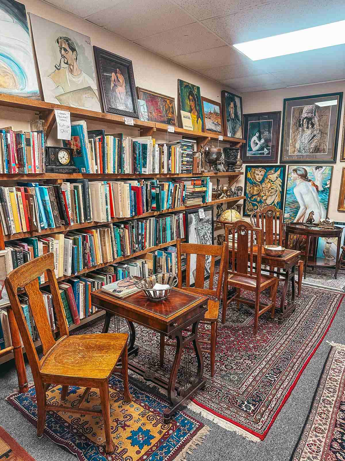 Books and seating at Art Smart Coffee in Dunedin