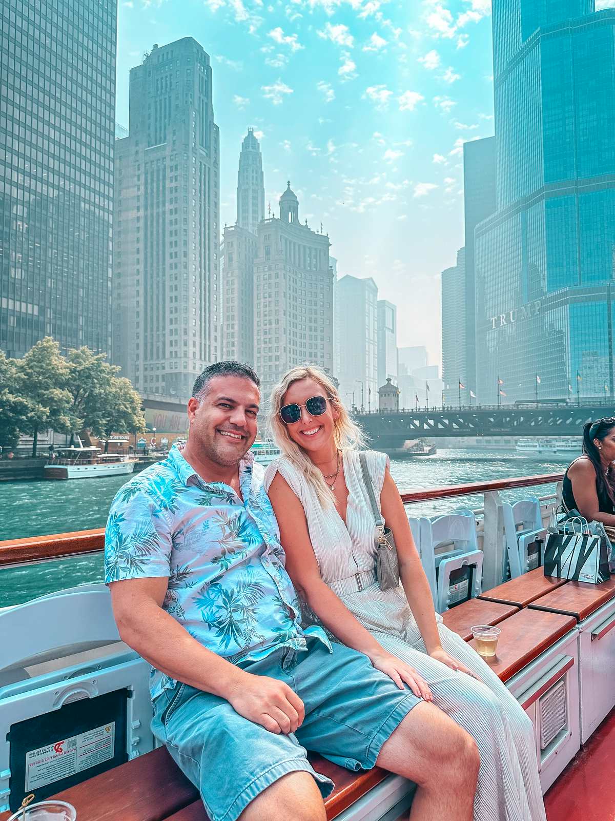 Couple enjoying the Shoreline Sightseeing Architecture River Tour in Chicago