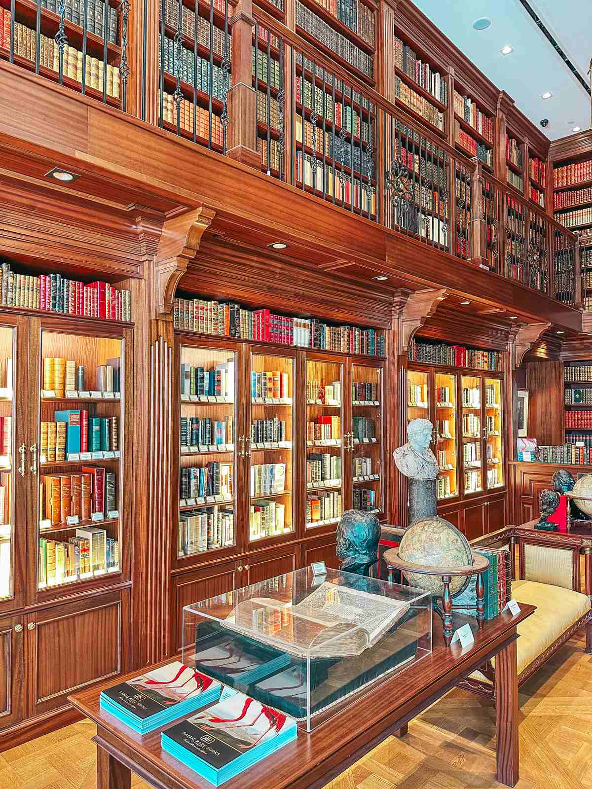 Raptis Rare Books in Palm Beach