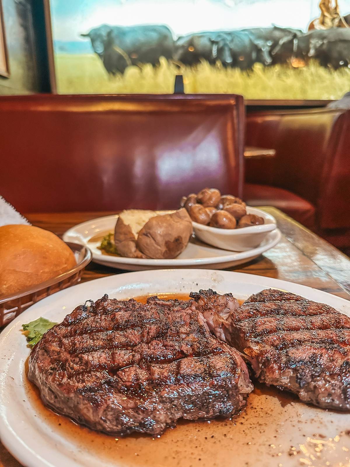 Steak dinner at Cattlemens in Oklahoma City