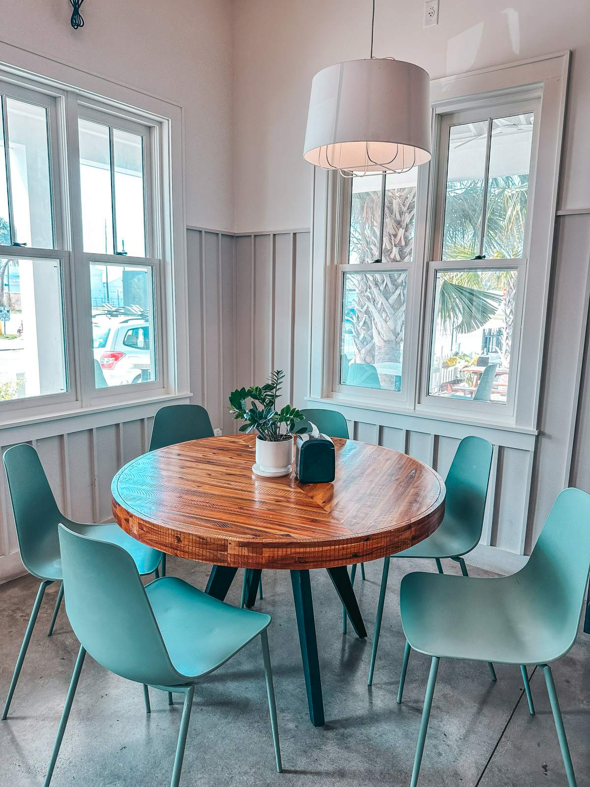 Petes coffee and bagel shop in Tampa