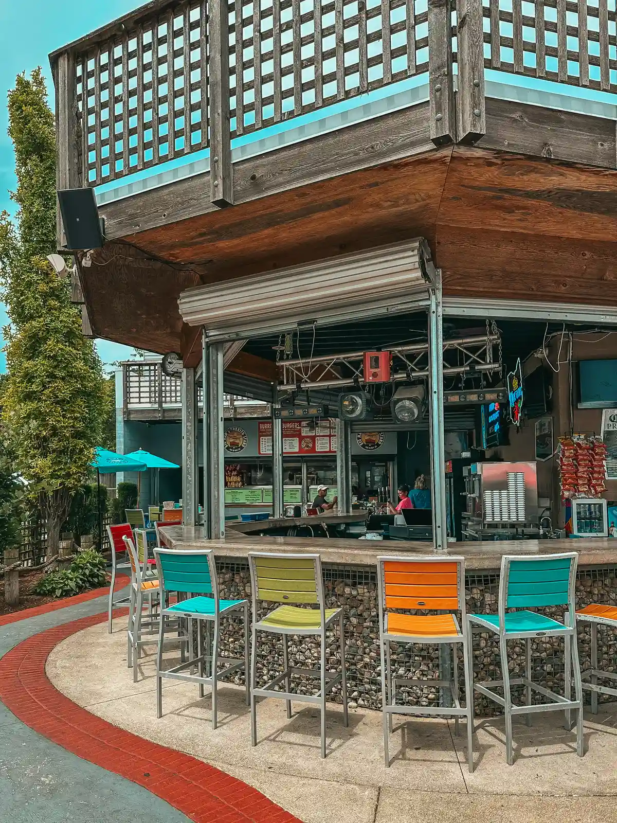 Outdoor bar area at Frosty Pizza on Put in Bay