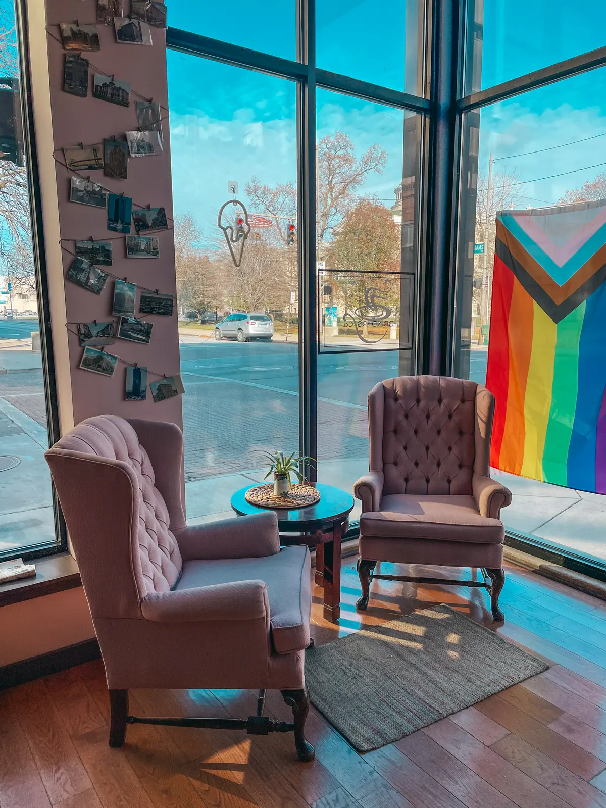 Seating at Grindhrs Coffee in Toledo Ohio