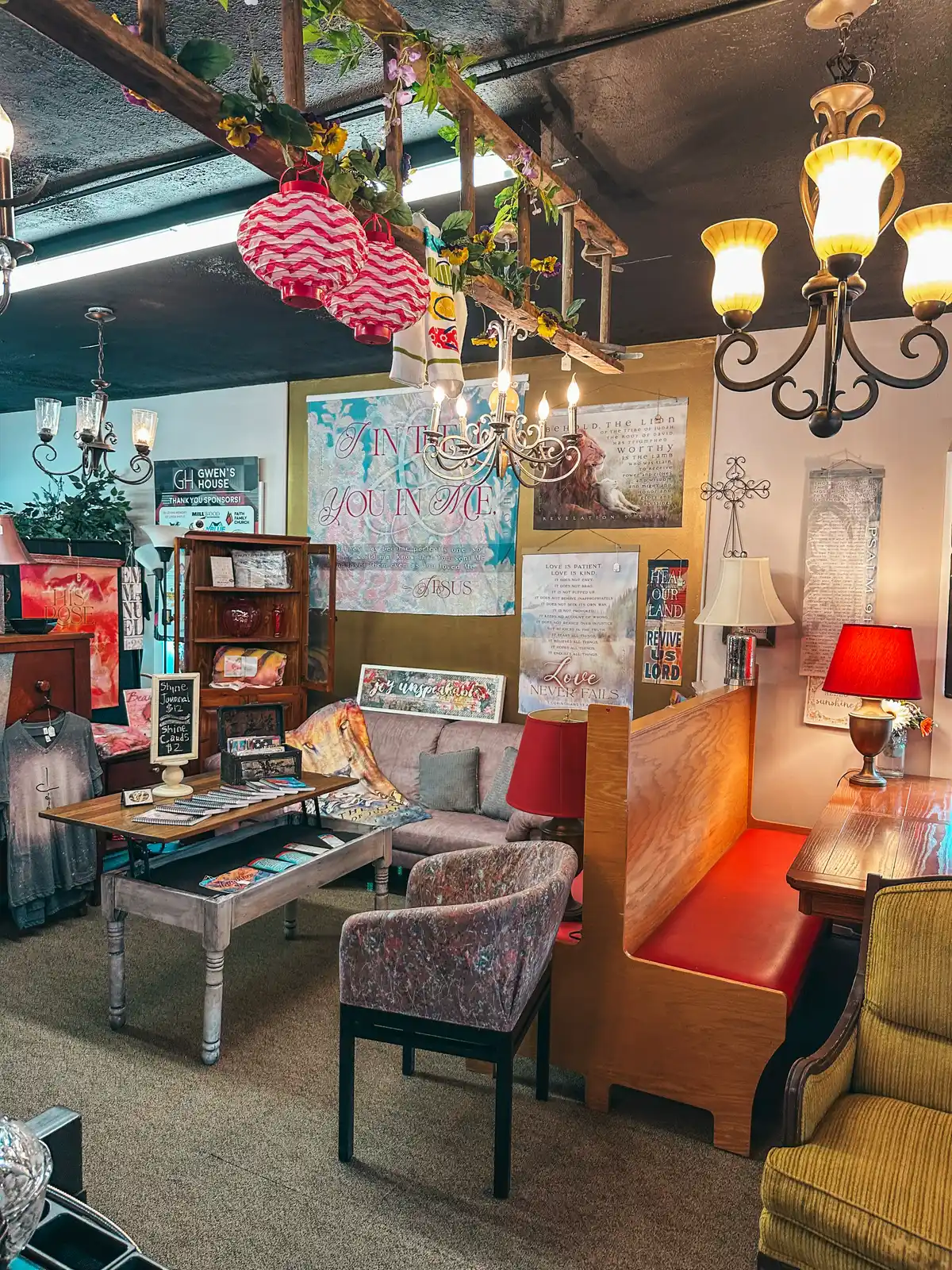 Vintage shop in Hartville Ohio