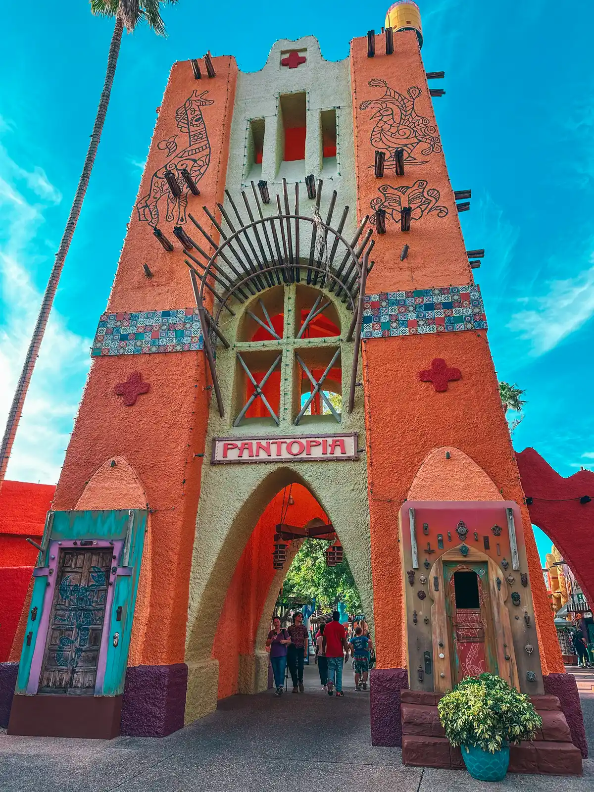 Pantopia In Busch Gardens In Tampa