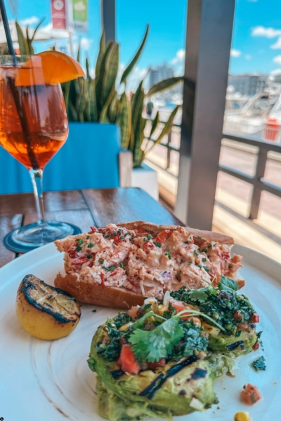 8 Awesome Restaurants on the Tampa Riverwalk