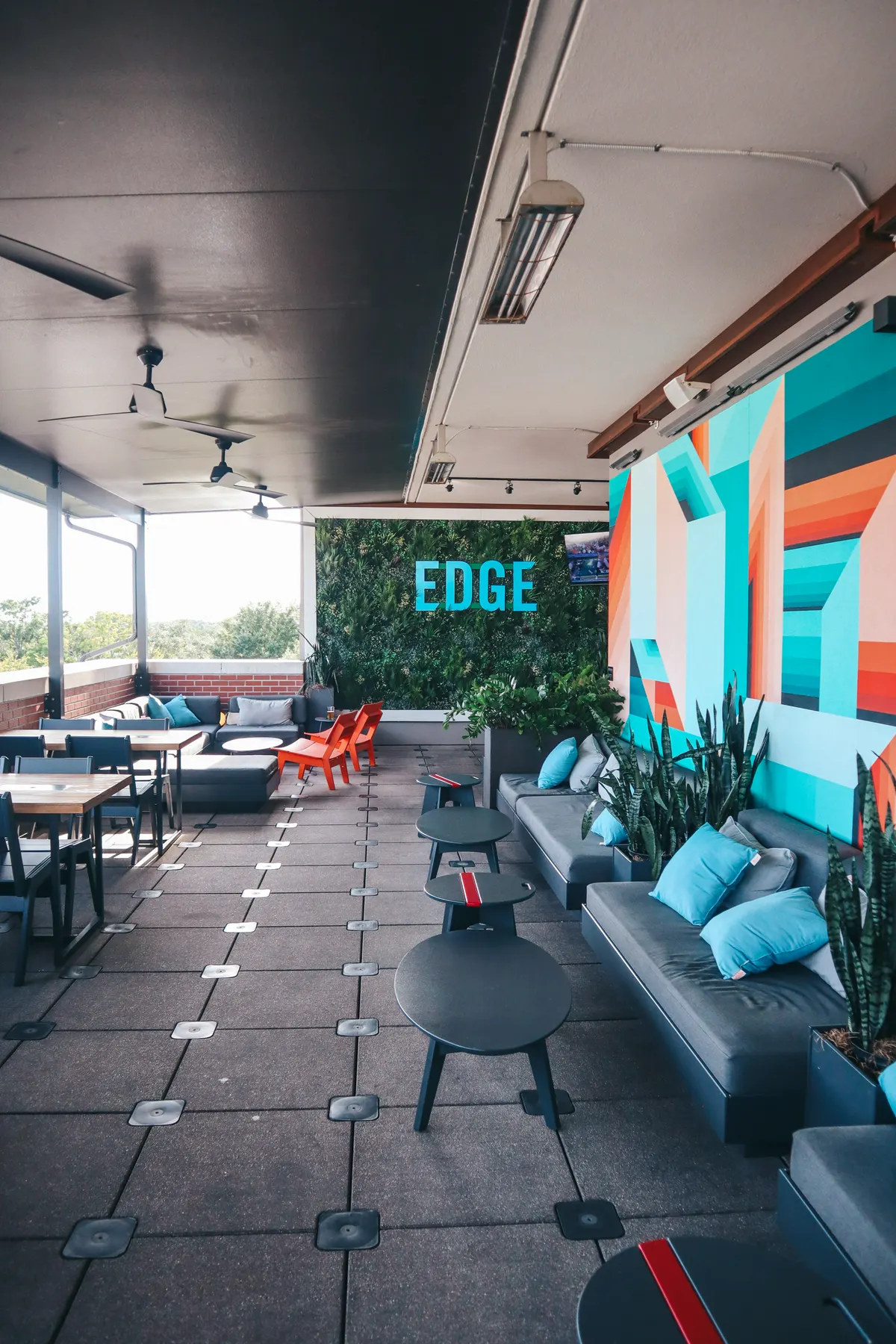 Edge Rooftop Bar In Tampa