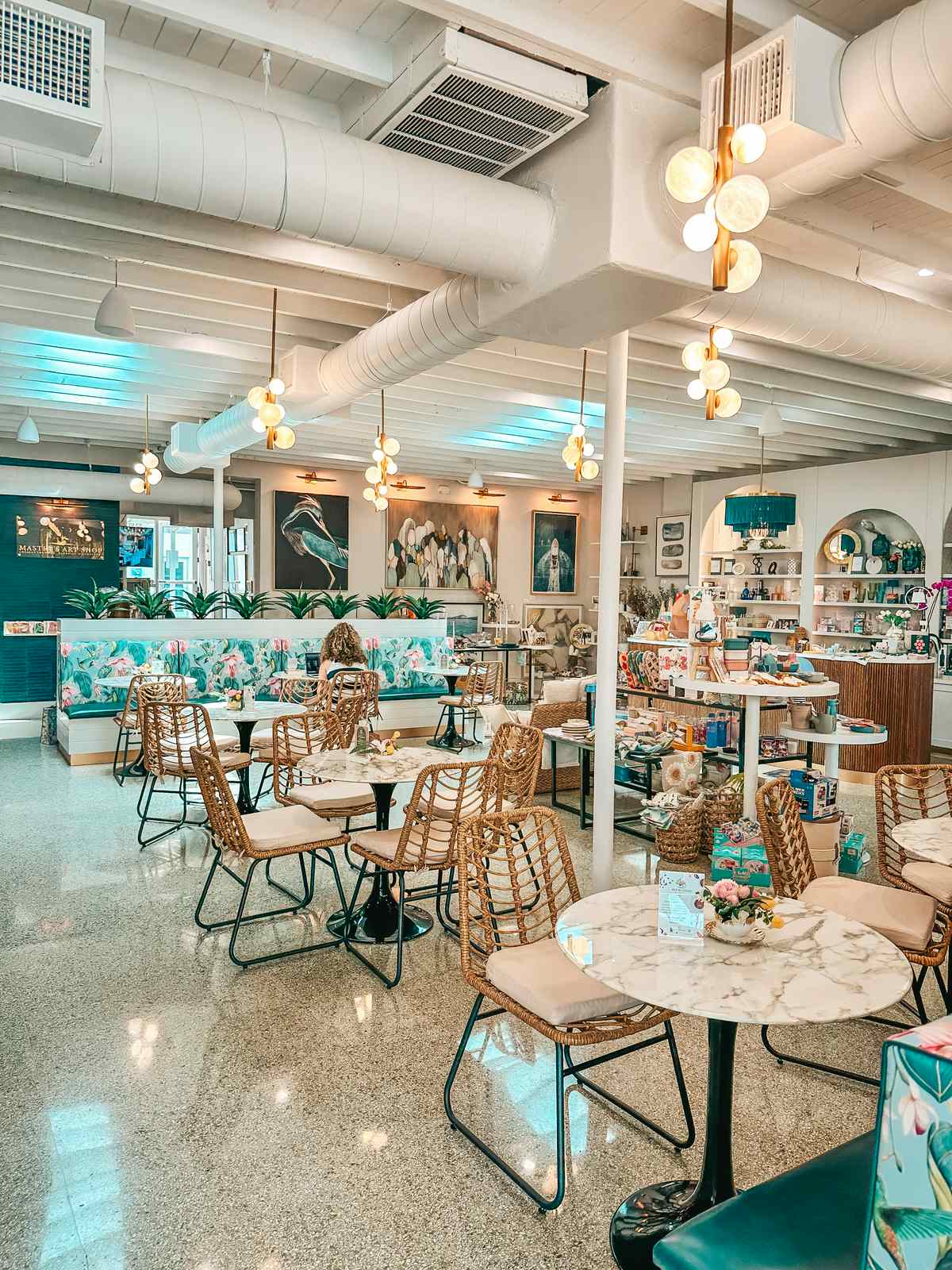 Pour And Decor Coffee Shop In St Petersburg Florida