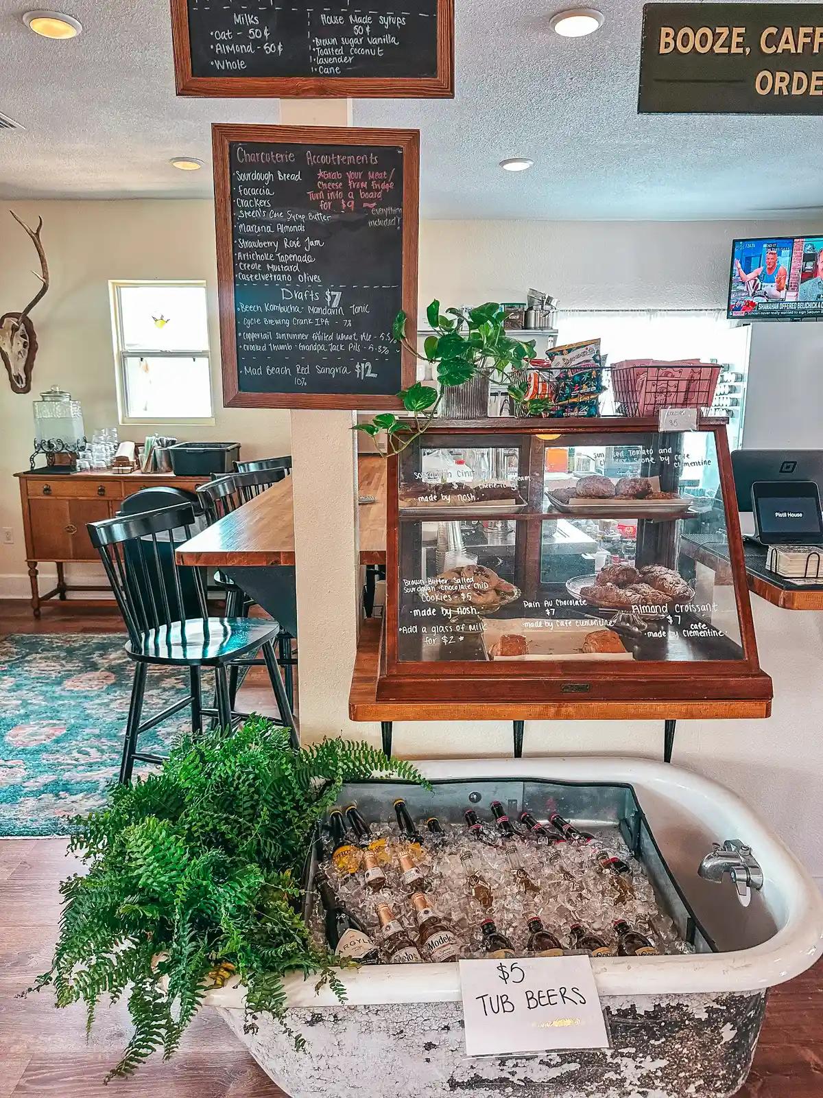 Tub Beers At Pistil House In St Pete