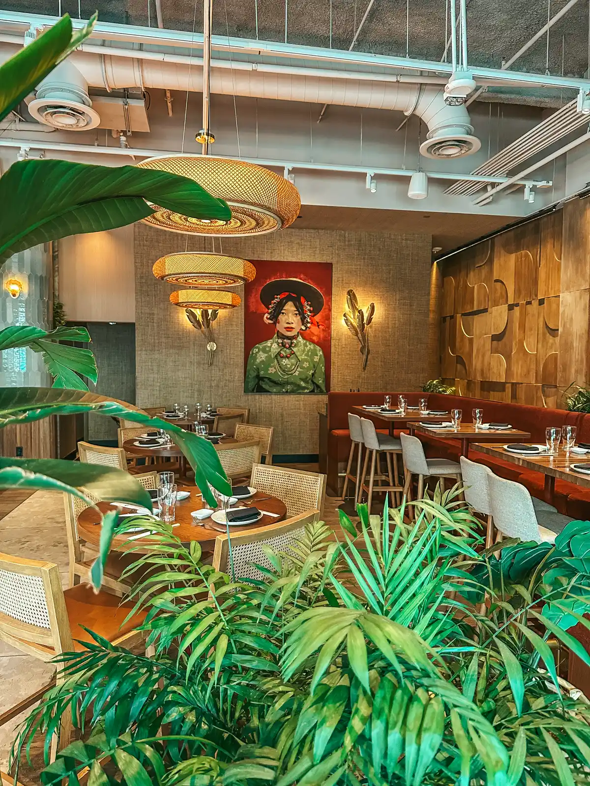 Vibe At Sunda New Asian In Midtown Tampa